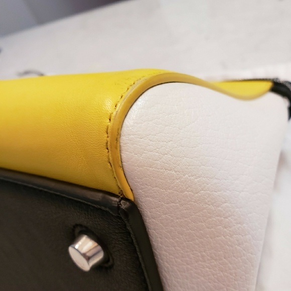 Celine Edge Large - Picture 5 of 8